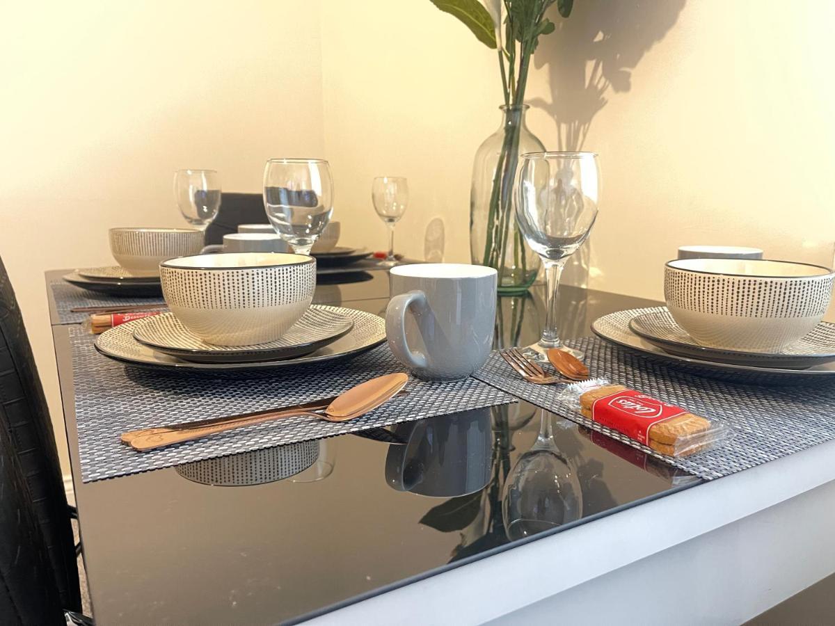 Fogs Property - Darlington City Apartments ภายนอก รูปภาพ