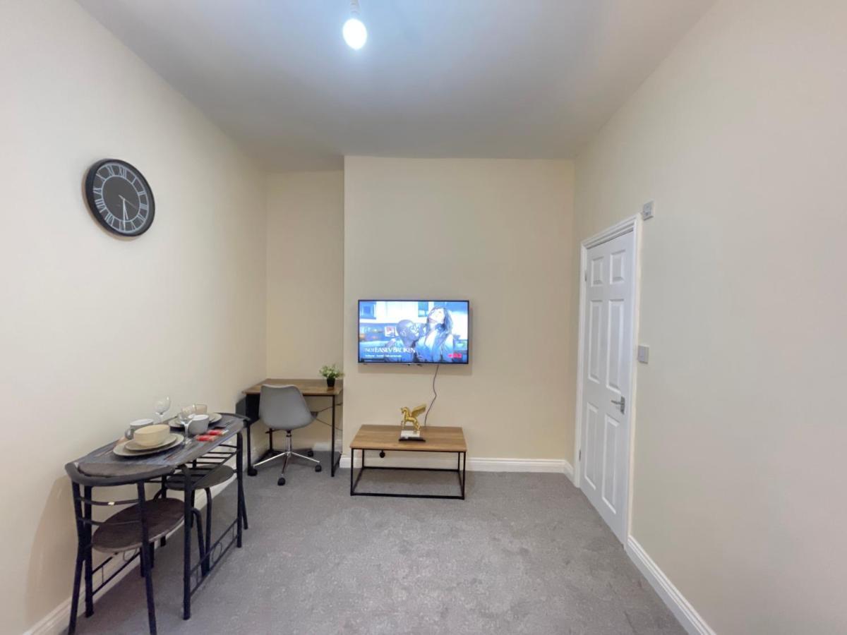 Fogs Property - Darlington City Apartments ภายนอก รูปภาพ